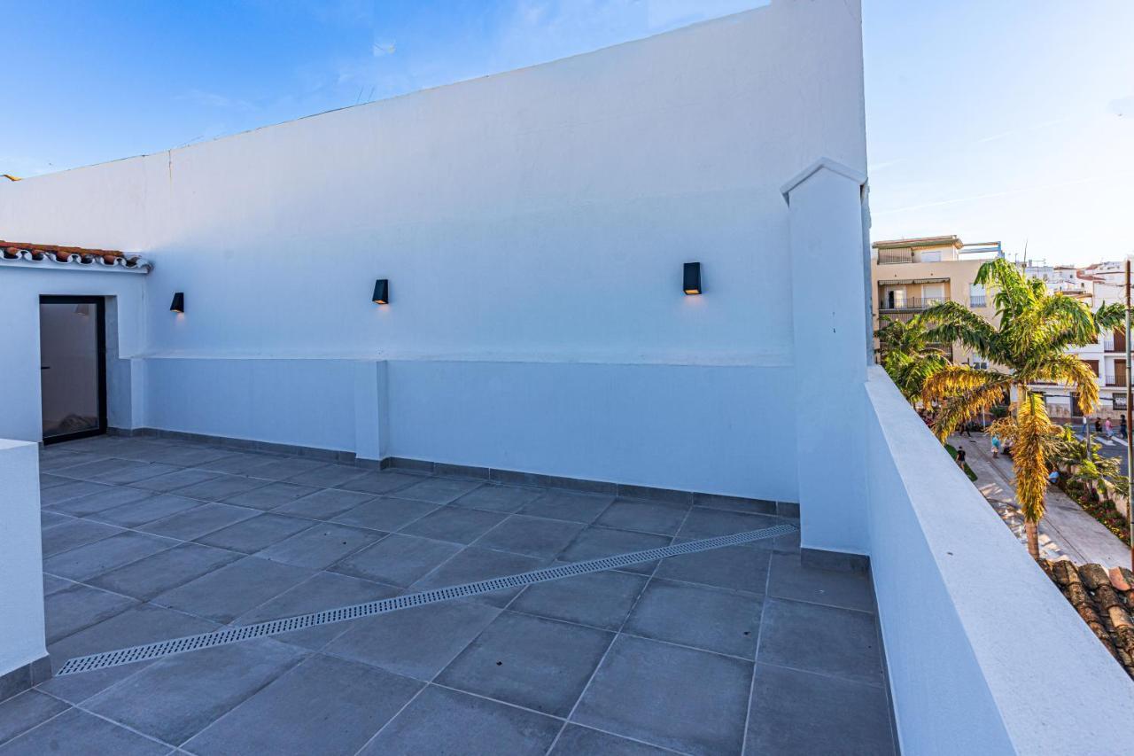 Acogedor Apartamento En Estepona Centro By Rent Me Екстериор снимка