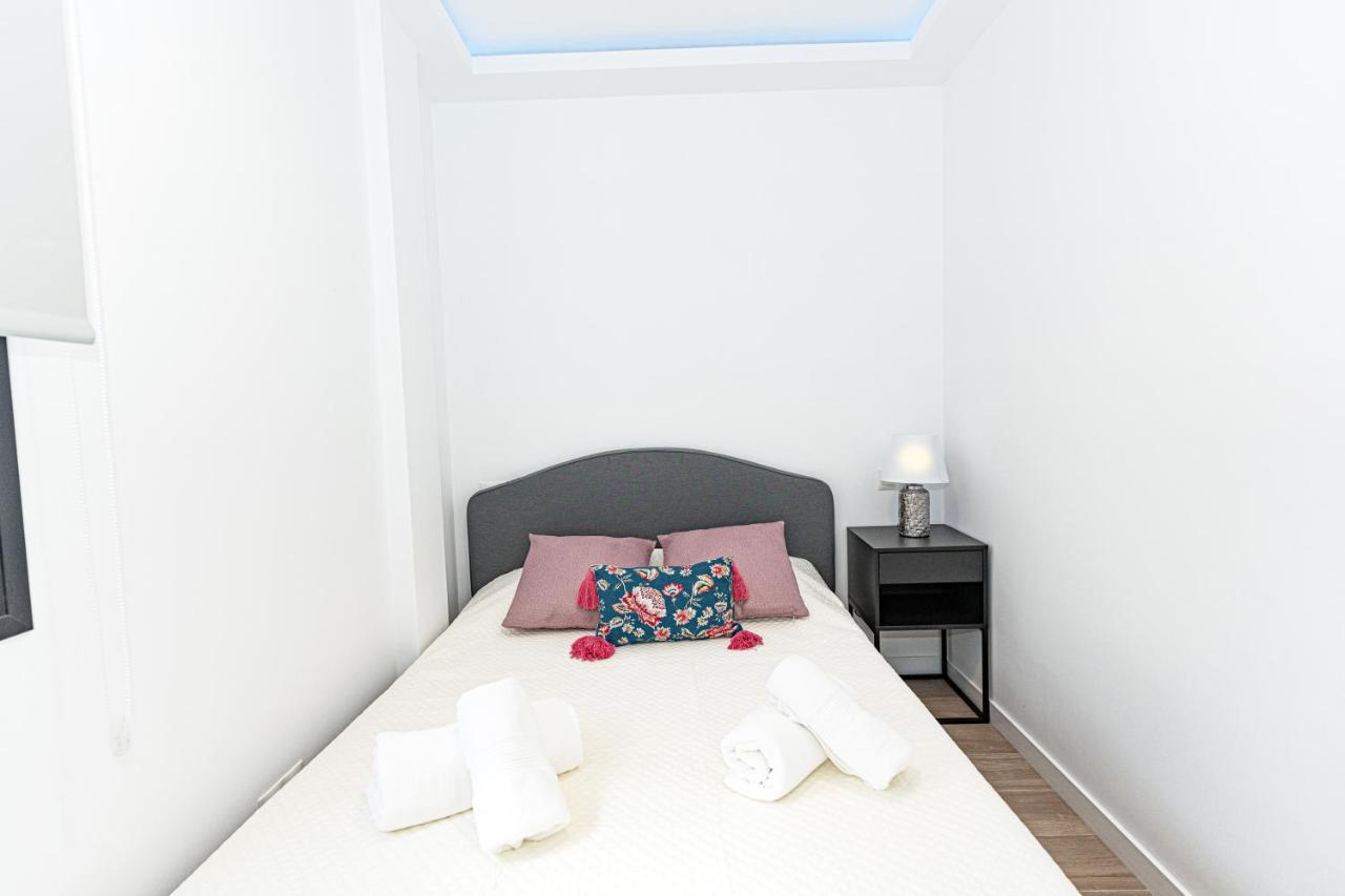 Acogedor Apartamento En Estepona Centro By Rent Me Екстериор снимка