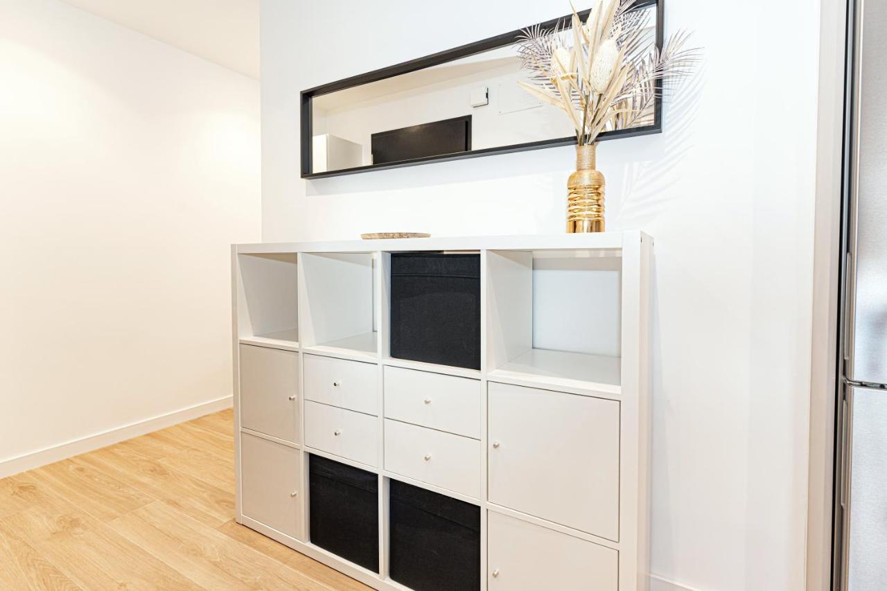 Acogedor Apartamento En Estepona Centro By Rent Me Екстериор снимка