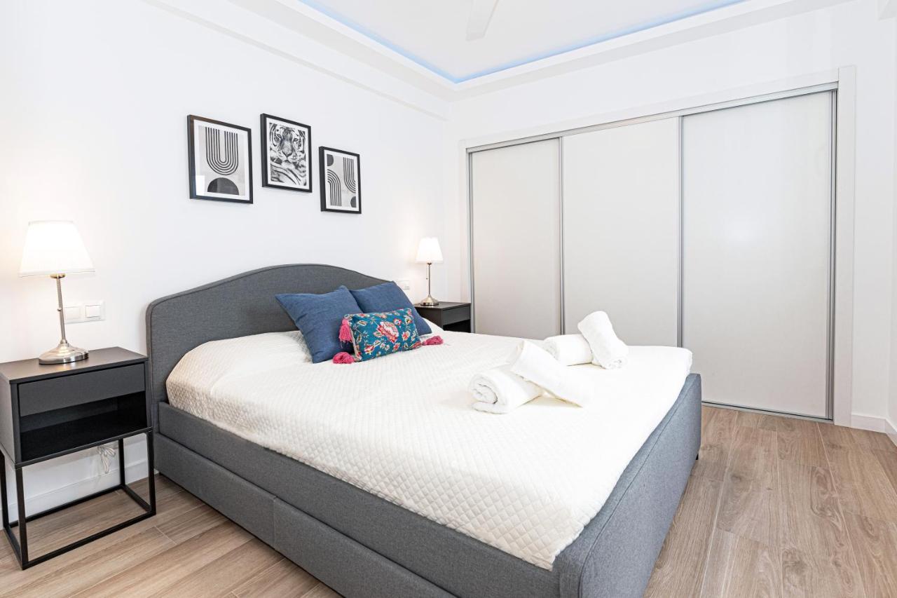 Acogedor Apartamento En Estepona Centro By Rent Me Екстериор снимка